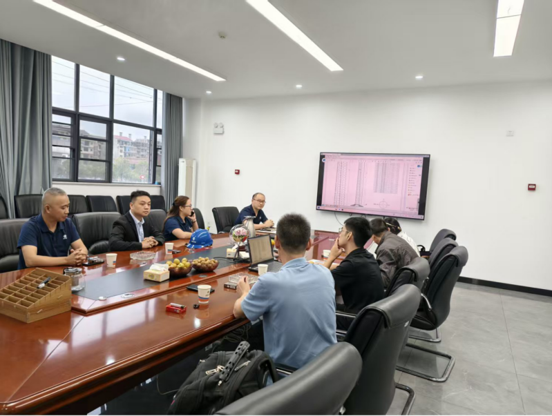 上海云鹤机电技术有限公司莅临中部智能参观交流,共话合作新篇
